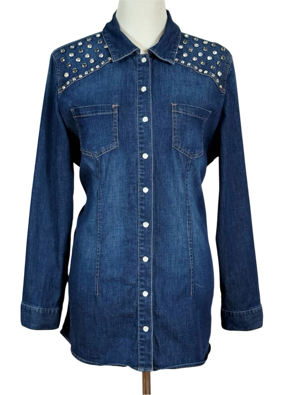 Chico’s Size 2 Denim Pearl Snap Shirt Rhinestone Studded Western Long Sleeve L - Picture 14 of 14